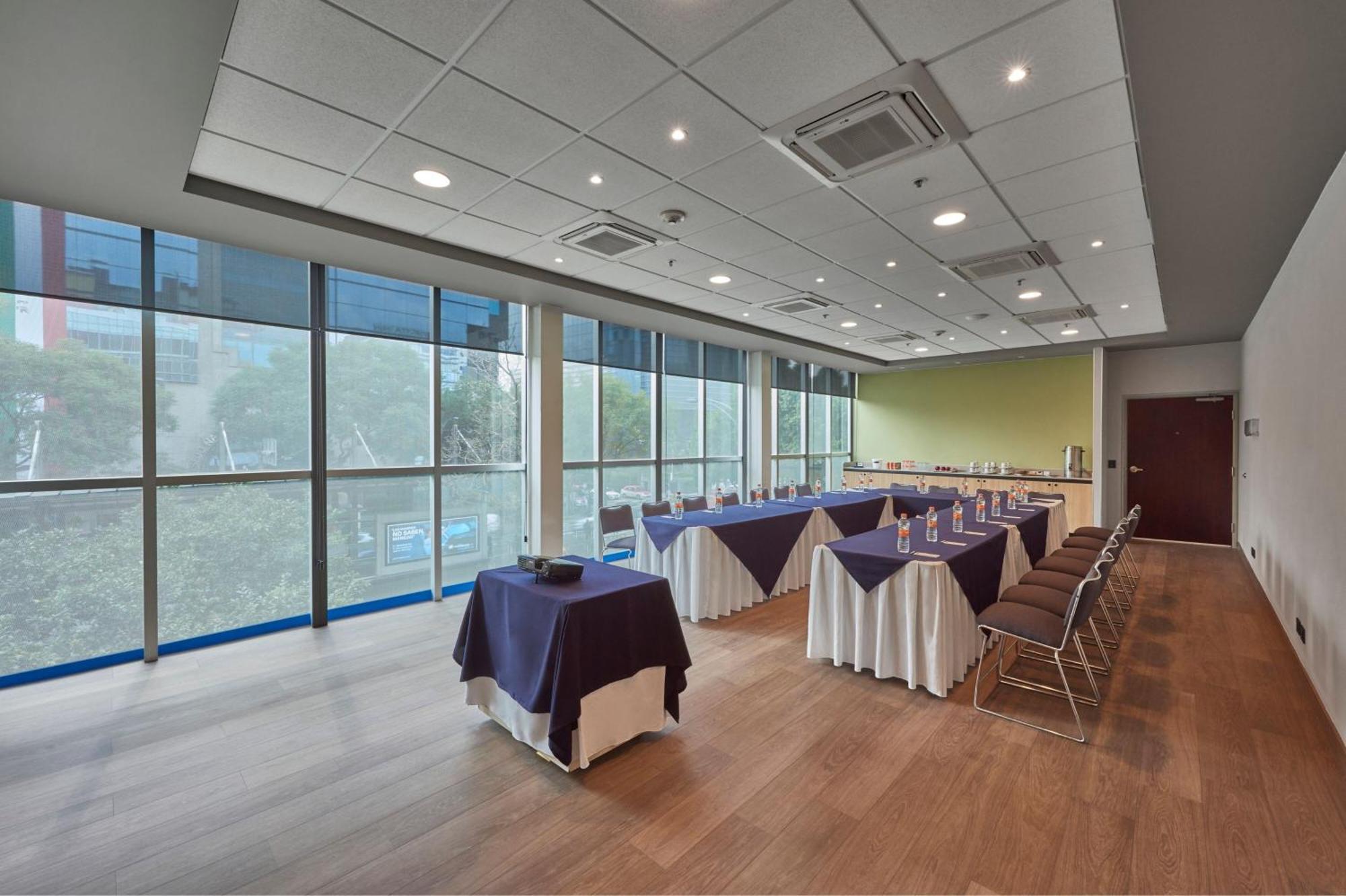 City Express Plus By Marriott Ciudad De Mexico Insurgentes Sur Luaran gambar