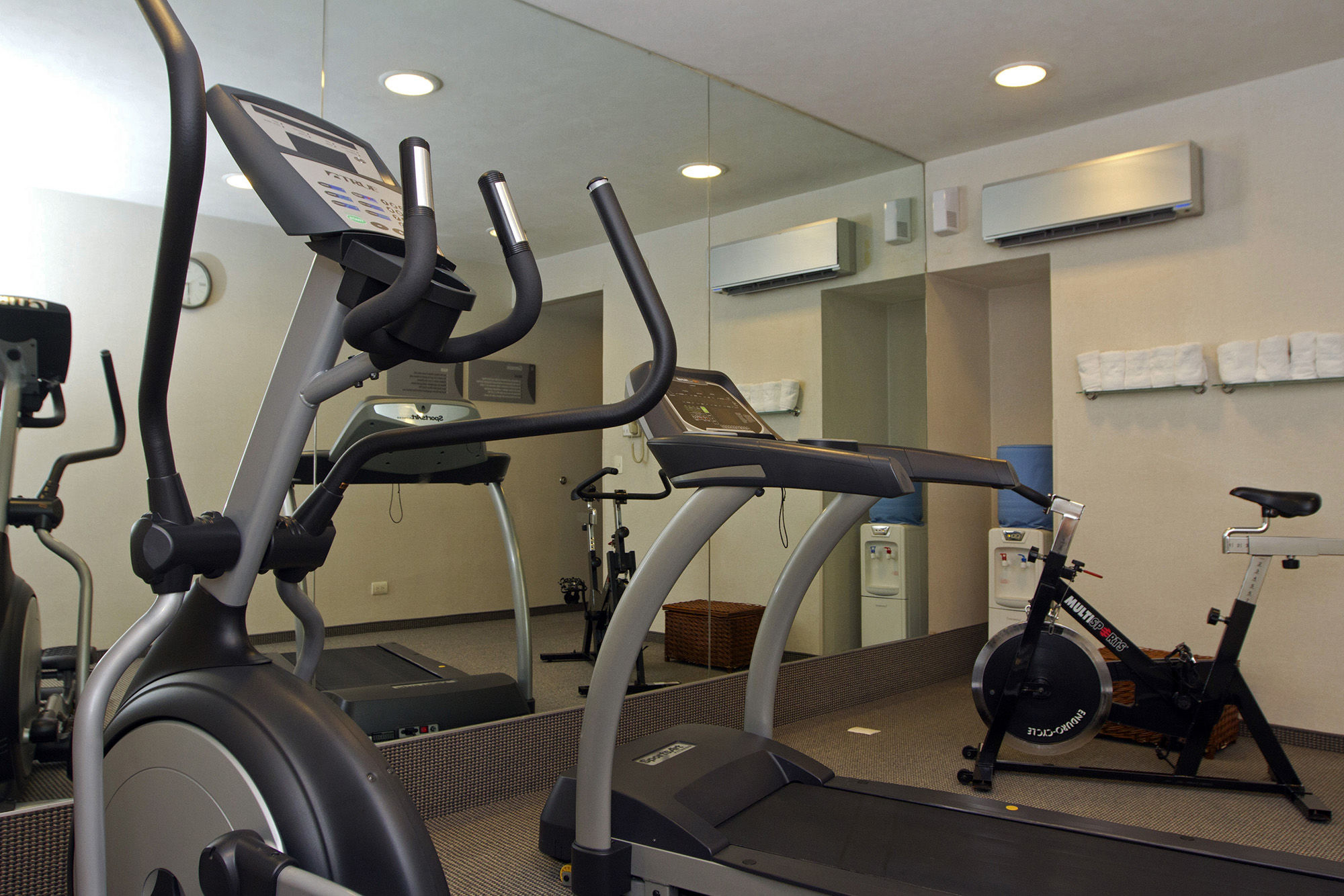 City Express Plus By Marriott Ciudad De Mexico Insurgentes Sur Luaran gambar